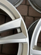 Laden Sie das Bild in den Galerie-Viewer, 4x Alufelge 18 Zoll 7.5" 5x108 50 5ET Glanz Silber 31362866 Volvo Xc60 I FEL3476981968po