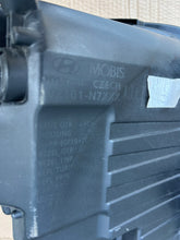 Load image into Gallery viewer, Frontscheinwerfer Hyundai Tucson N792112010 Links Scheinwerfer Headlight SCH7316699514gf