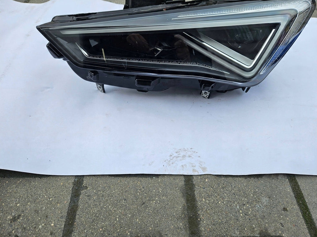 Frontscheinwerfer Seat Leon 5FB941035C Vorderseite Scheinwerfer Headlight