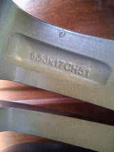 Load image into Gallery viewer, 1x Alufelge 17 Zoll 6.5" 5x114.3 51ET Glanz Graphit 52910-2Y650 Hyundai Ix35 FEL4215474821km
