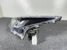 Load image into Gallery viewer, Frontscheinwerfer Toyota Corolla Links Scheinwerfer Headlight SCH4175140373mc