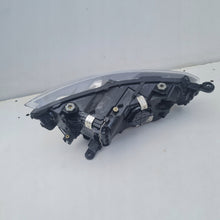 Laden Sie das Bild in den Galerie-Viewer, Frontscheinwerfer Seat Ibiza I V 6F1941005A Links Scheinwerfer Headlight SCH2743213734xm