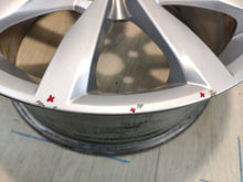 Laden Sie das Bild in den Galerie-Viewer, 1x Alufelge 17 Zoll 5G0601025 VW Golf Vii Rim Wheel FEL6252200220ql