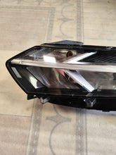 Laden Sie das Bild in den Galerie-Viewer, Frontscheinwerfer Dacia Sandero 260607161 LED Links Scheinwerfer Headlight