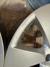 Load image into Gallery viewer, 4x Alufelge 18 Zoll 7.5" 5x115 41ET Glanz Silber 13312747 Opel Antara Rim Wheel FEL2998387885fw