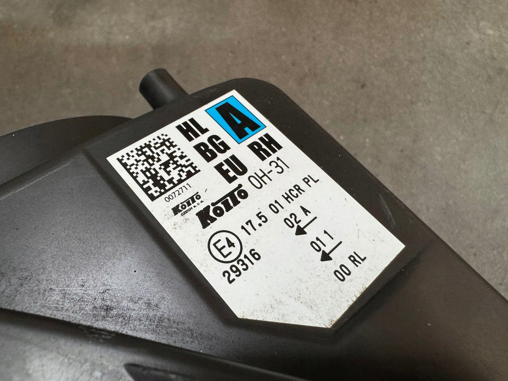 Frontscheinwerfer Toyota Aygo X 0072711 Rechts Scheinwerfer Headlight