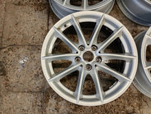 Load image into Gallery viewer, 4x Alufelge 17 Zoll 7.5" 5x112 27ET Silber 6868217 BMW 5 G31 G30 Rim Wheel FEL2131699198oj