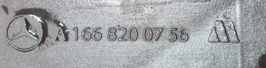 Rückleuchte Mercedes-Benz A1668800824 A1668842222 A1668200756 A2040065501 Rechts