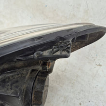Laden Sie das Bild in den Galerie-Viewer, Frontscheinwerfer Kia Ceed 92102-1H Rechts Scheinwerfer Headlight