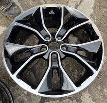 Load image into Gallery viewer, 1x Alufelge 19 Zoll 8.0" 5x114.3 55ET Glanz Silber 52910-S0100 Hyundai I30 FEL1909767807lb
