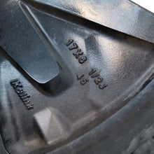 Laden Sie das Bild in den Galerie-Viewer, 1x Alufelge 17 Zoll 6.5" 5x114.3 45ET Glanz Graphit Nissan X-Trail I Pulsar FEL9358677219oo