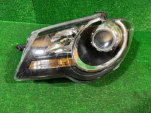 Laden Sie das Bild in den Galerie-Viewer, Frontscheinwerfer VW Touran 1T1941005C Links Scheinwerfer Headlight SCH7732768620al