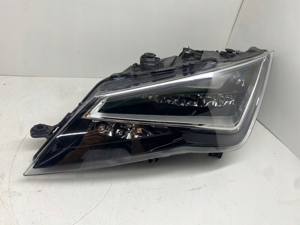 Frontscheinwerfer Seat Leon 5F1941007 5F1941008A LED Ein Satz Headlight