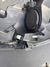Laden Sie das Bild in den Galerie-Viewer, Frontscheinwerfer Renault Scenic 260600023R Links Scheinwerfer Headlight SCH9891656322ay