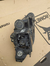Laden Sie das Bild in den Galerie-Viewer, Frontscheinwerfer Seat Exeo 3R1941007H Xenon Ein Stück (Rechts oder Links)