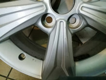 Load image into Gallery viewer, 1x Alufelge 17 Zoll 6.5" 5x114.3 45ET Glanz Silber PW457-10001 Toyota X FEL6783025047rc