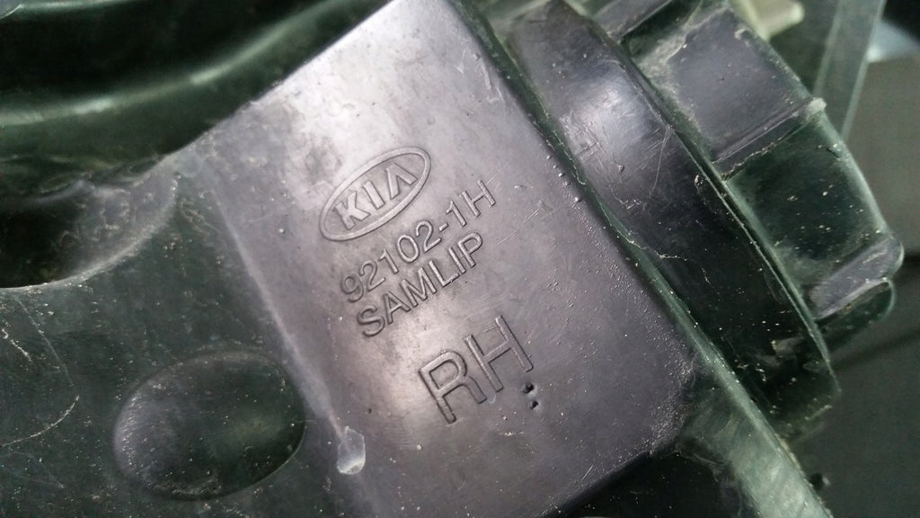 Frontscheinwerfer Kia Ceed 92102-1H Rechts Scheinwerfer Headlight