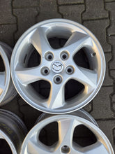 Load image into Gallery viewer, 4x Alufelge 15 Zoll 6.0" 5x114.3 50ET Glanz Silber Mazda Premacy Rim Wheel FEL8129788690ch