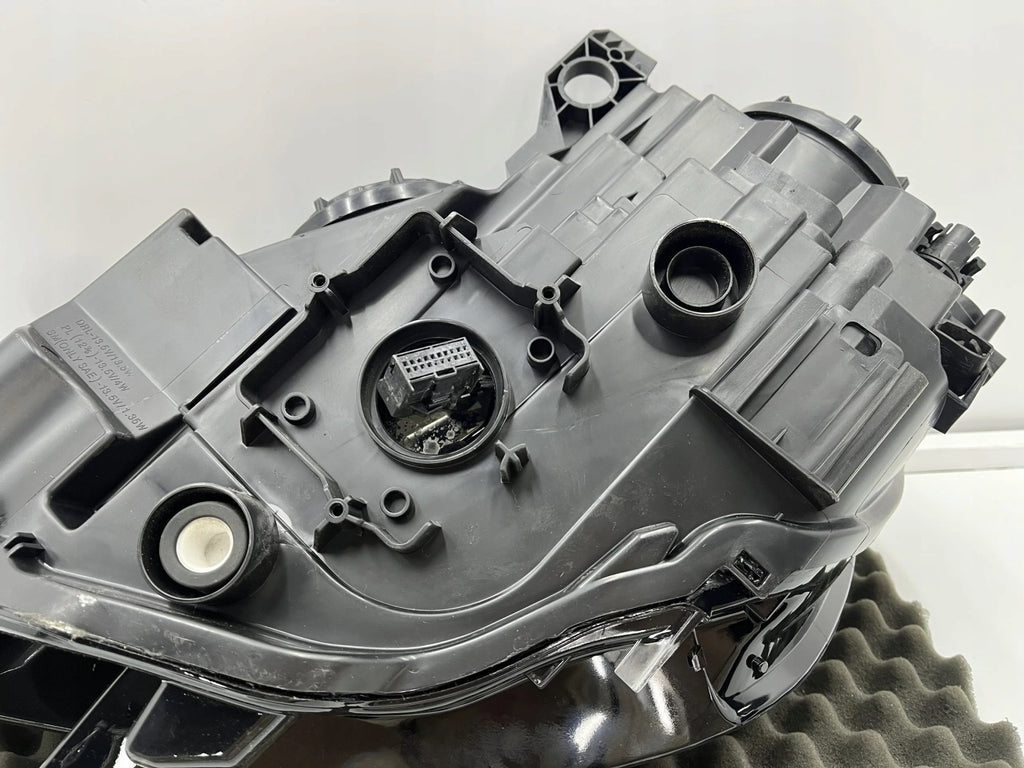 Frontscheinwerfer Audi A3 8V0941006E Xenon Ein Stück (Rechts oder Links) SCH2506365013gd