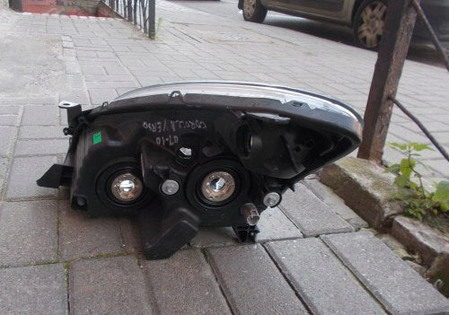 Frontscheinwerfer Toyota Corolla Verso Rechts Scheinwerfer Headlight SCH4701995812uv