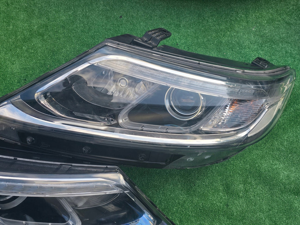 Frontscheinwerfer Kia Sorento I 92102-2P700 Bi-Xenon Rechts oder Links