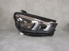 Load image into Gallery viewer, Frontscheinwerfer Mercedes-Benz Gle A1679069604 LED Rechts Headlight