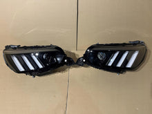 Laden Sie das Bild in den Galerie-Viewer, Frontscheinwerfer Peugeot 2008 208 II 9828333680 LED Rechts oder Links