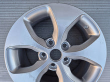 Load image into Gallery viewer, 1x Alufelge 16 Zoll 52910A4100 Kia Carens Iii Rim Wheel FEL6853422571zz