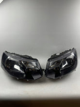 Laden Sie das Bild in den Galerie-Viewer, Frontscheinwerfer VW Transporter 57909627E1941015D Ein Satz Headlight SCH9720264008mc