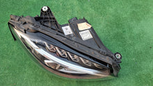 Laden Sie das Bild in den Galerie-Viewer, Frontscheinwerfer Mercedes-Benz W205 A2059062604 LED Rechts Headlight SCH7619888698dw