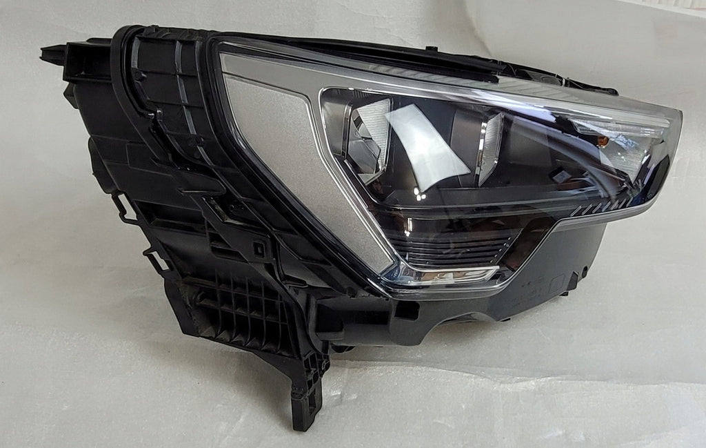 Frontscheinwerfer Audi Q3 83A941012 LED Rechts Scheinwerfer Headlight