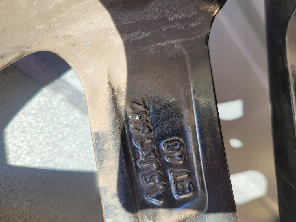 1x Alufelge 16 Zoll 6.5" 5x112 5TA601025P VW Touran Rim Wheel