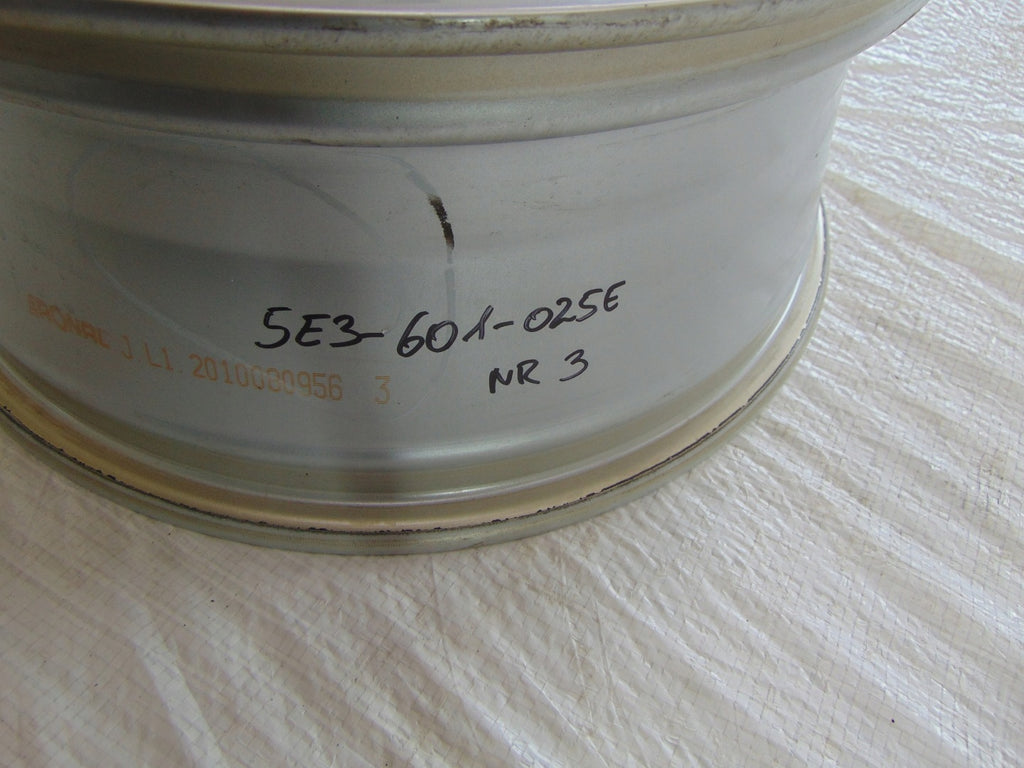 1x Alufelge 17 Zoll 7.0" 5x112 46ET Glanz Silber 5E3601025 Skoda Octavia Iv FEL7014273243na