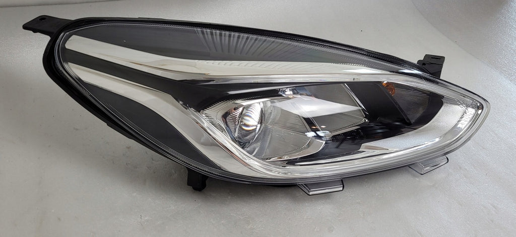 Frontscheinwerfer Ford Fiesta VII L1BB-13E014-CD LED Rechts oder Links