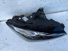 Laden Sie das Bild in den Galerie-Viewer, Frontscheinwerfer BMW 2 Active Tourer U06 5A42244-09 LED Rechts Headlight SCH1018404766ra