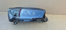 Laden Sie das Bild in den Galerie-Viewer, Frontscheinwerfer Skoda Enyaq 5LB941016G Full LED Rechts Scheinwerfer Headlight