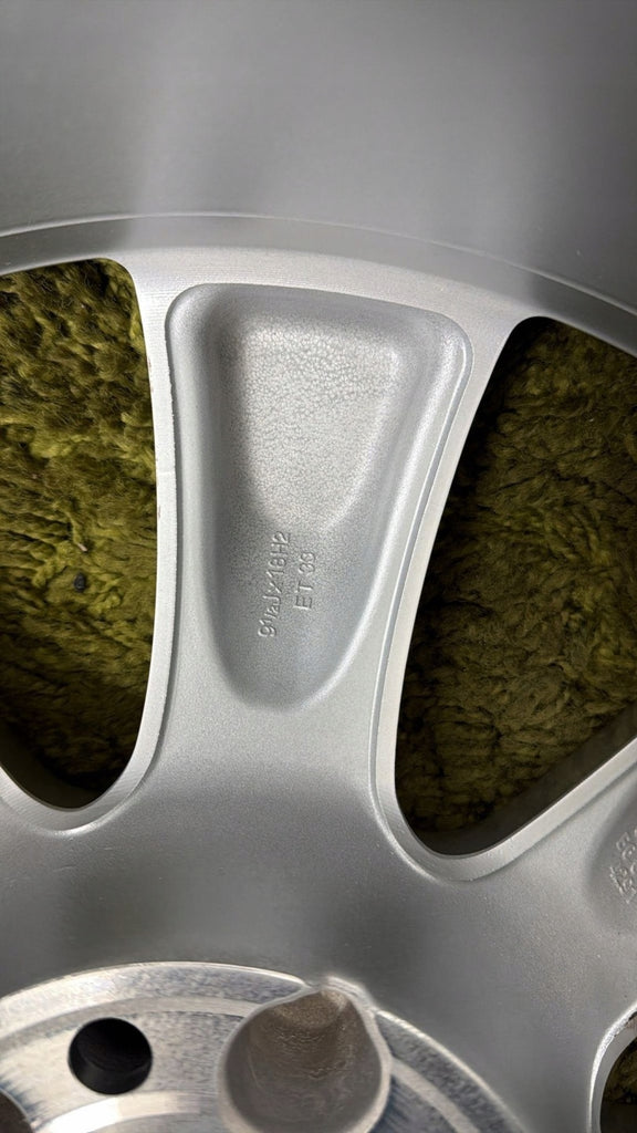 1x Alufelge 18 Zoll 9.5" 5x112 33ET Silber A2194010602 Mercedes-Benz Cls C219 FEL3992868933ig