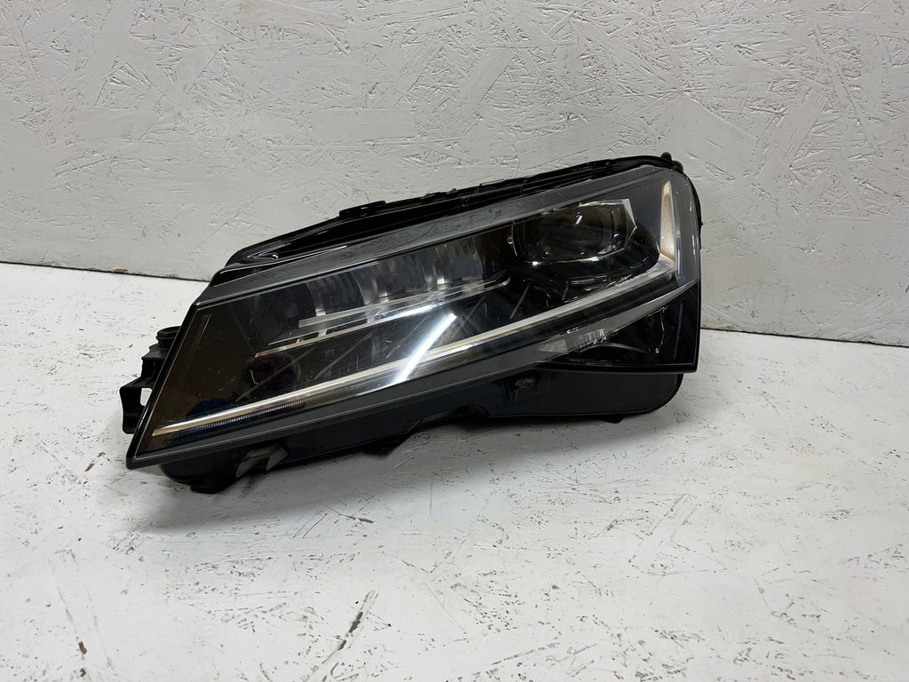 Frontscheinwerfer Skoda Superb III 3V1941015D Full LED Links Headlight