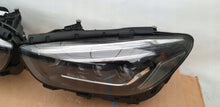 Laden Sie das Bild in den Galerie-Viewer, Frontscheinwerfer Mercedes-Benz W247 A2479062003 Full LED Rechts oder Links