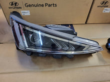 Load image into Gallery viewer, Frontscheinwerfer Hyundai Elantra 92102 F2500 Ein Stück (Rechts oder Links)