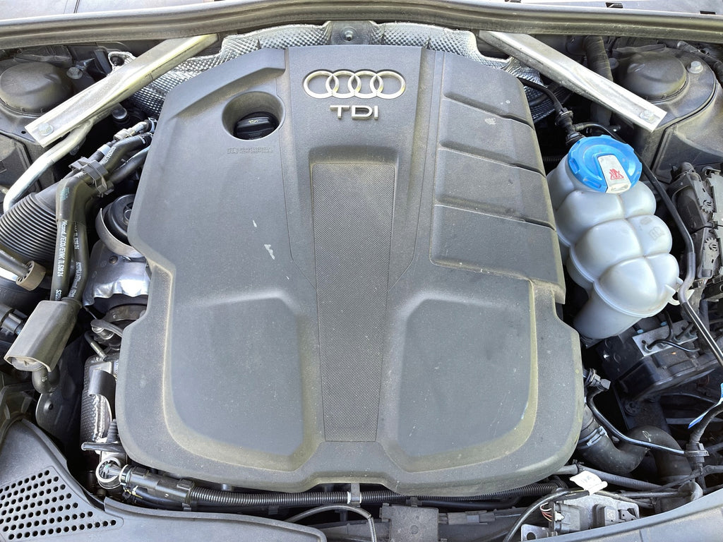 Motor Audi A4 B9 DETA 2.0 TDI 190PS 140kW 156TKm 2016 Diesel Engine Komplett