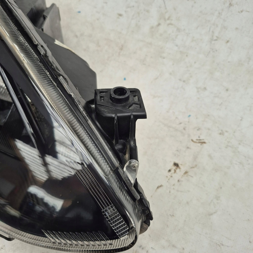 Frontscheinwerfer BMW 2 II DG8051030 Rechts Scheinwerfer Headlight SCH5178224600yy