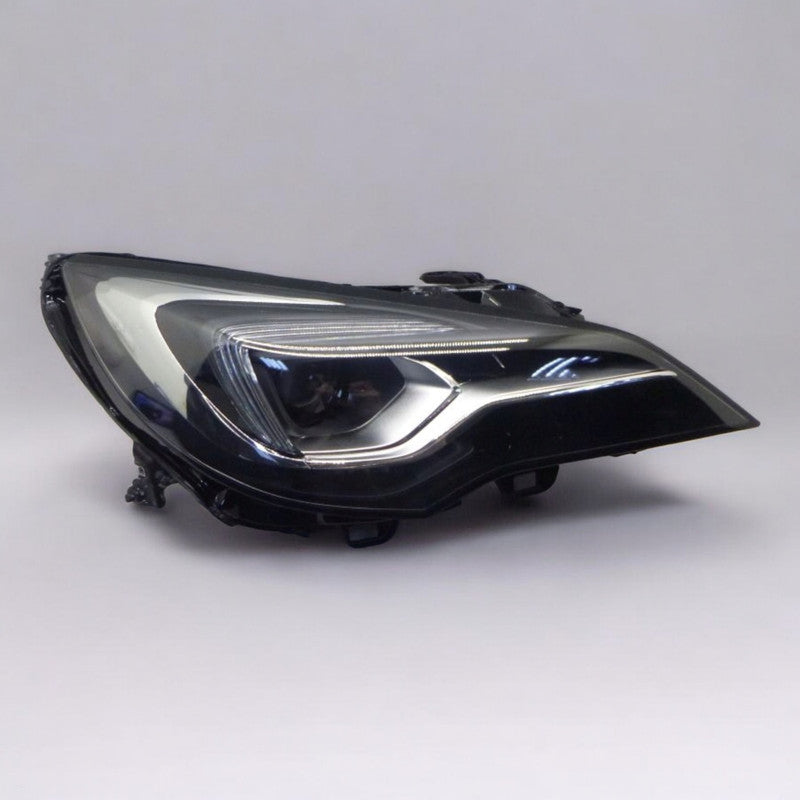 Frontscheinwerfer Opel Astra 39055746 7963200000 LED Rechts Headlight