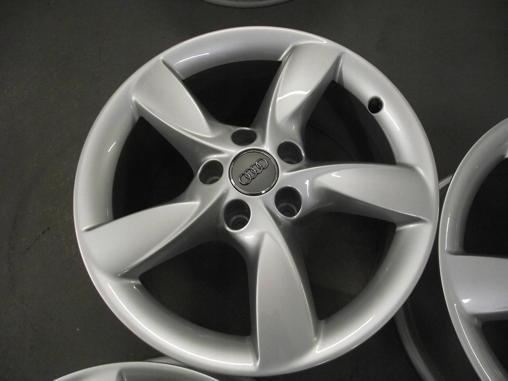 4x Alufelge 17 Zoll 7.5" 5x112 37ET Glanz Silber Audi Rim Wheel FEL8577663336pc
