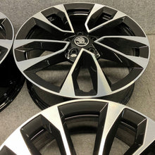 Laden Sie das Bild in den Galerie-Viewer, 4x Alufelge 18 Zoll 7.0" 5x112 45ET Glanz Schwarz 57A601025AS Skoda Karoq FEL8088326267jr