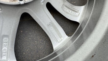 Load image into Gallery viewer, 1x Alufelge 17 Zoll 7.0" 5x112 48 5ET Glanz Grau A2054010200 Mercedes-Benz FEL8434154780oi