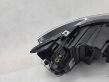 Laden Sie das Bild in den Galerie-Viewer, Frontscheinwerfer VW Polo 6R1941015E Links Scheinwerfer Headlight SCH2875097214tk
