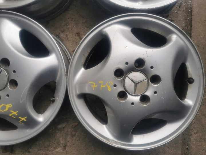 4x Alufelge 15 Zoll 5.5" 5x112 42ET AA4144010102 Mercedes-Benz Rim Wheel FEL1904120095qg