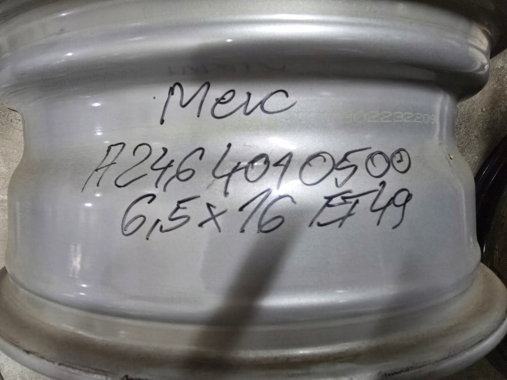 1x Alufelge 16 Zoll 6.5" 5x112 49ET Glanz A2464010500 Mercedes-Benz W176 W246 FEL7016951554nx