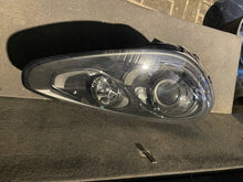 Laden Sie das Bild in den Galerie-Viewer, Frontscheinwerfer Porsche Cayenne 7P5941031P Links Scheinwerfer Headlight SCH7945499748ob